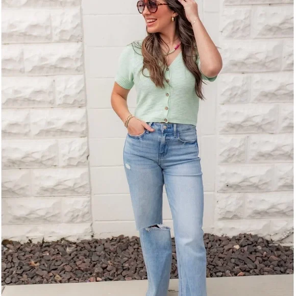 Mint Green Button-Up Women's Top - Picture 3 of 4